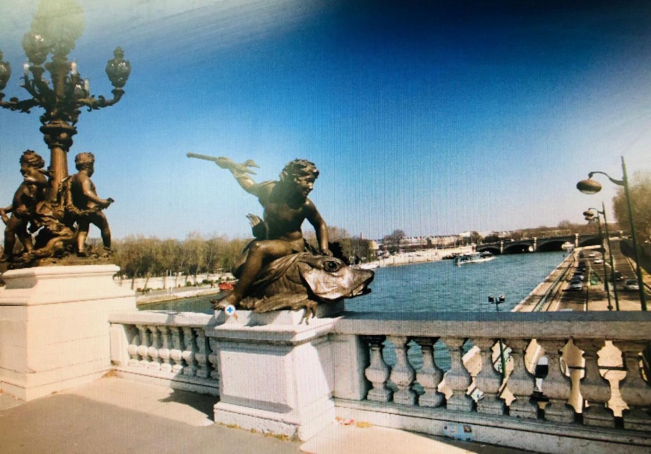 Arc De Triomphe - Foch Palace Paris Exterior photo
